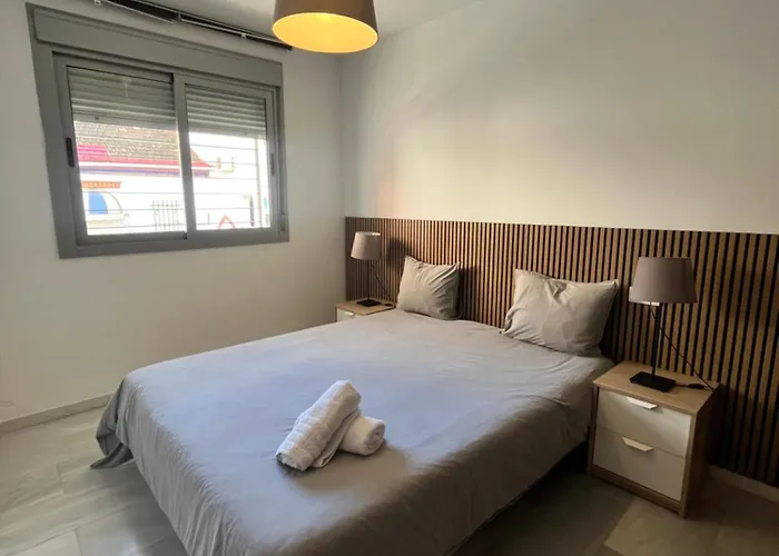 Appartement Deluxe With Parking - Carlos Haya
