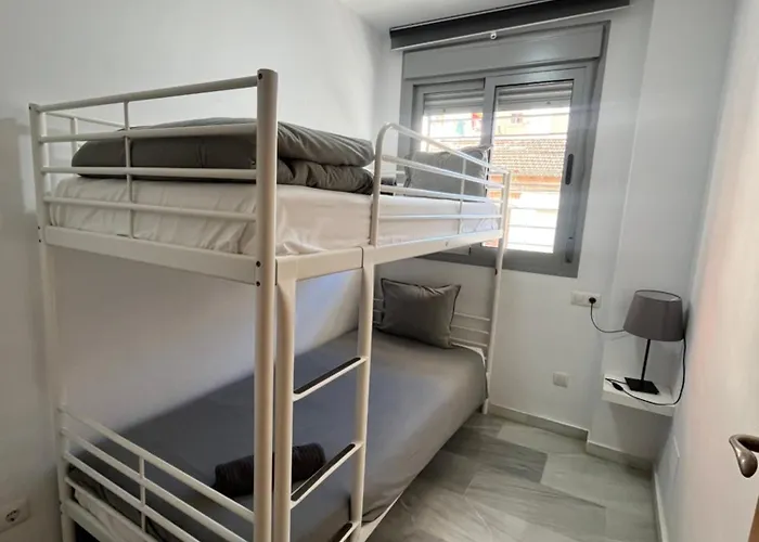 Deluxe With Parking - Carlos Haya Appartement