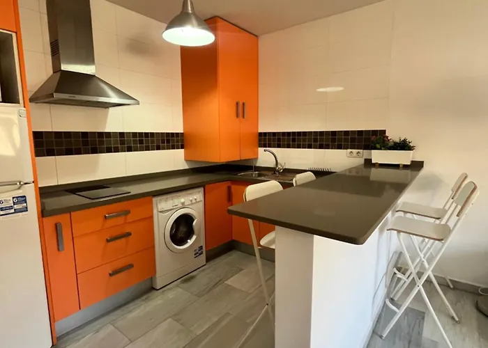 Deluxe With Parking - Carlos Haya Appartement